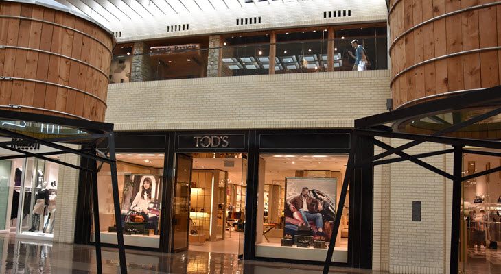 Interior construction for retail store